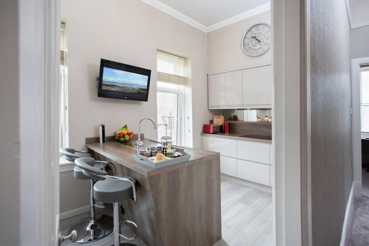 Luxury Apartment Near The Beach In Nairn Scotland Exterior foto