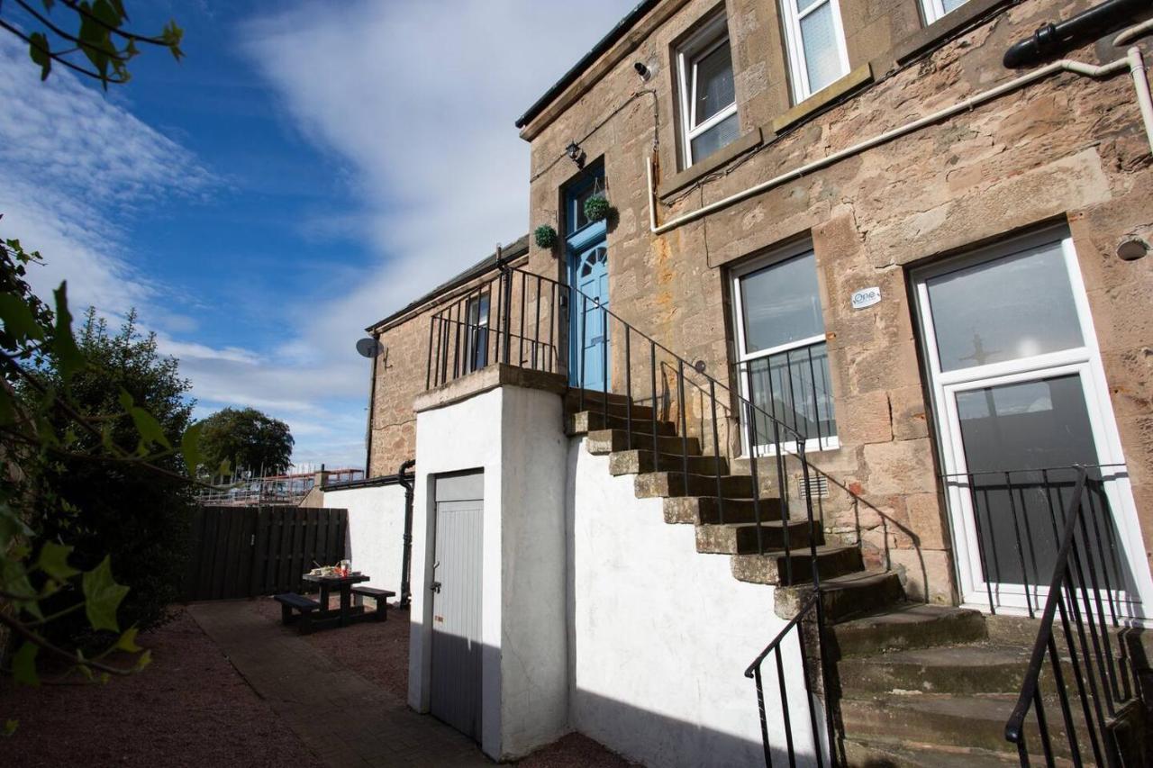 Luxury Apartment Near The Beach In Nairn Scotland Exterior foto